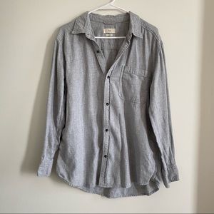 TNA Aritzia Grey speckled flannel button up.